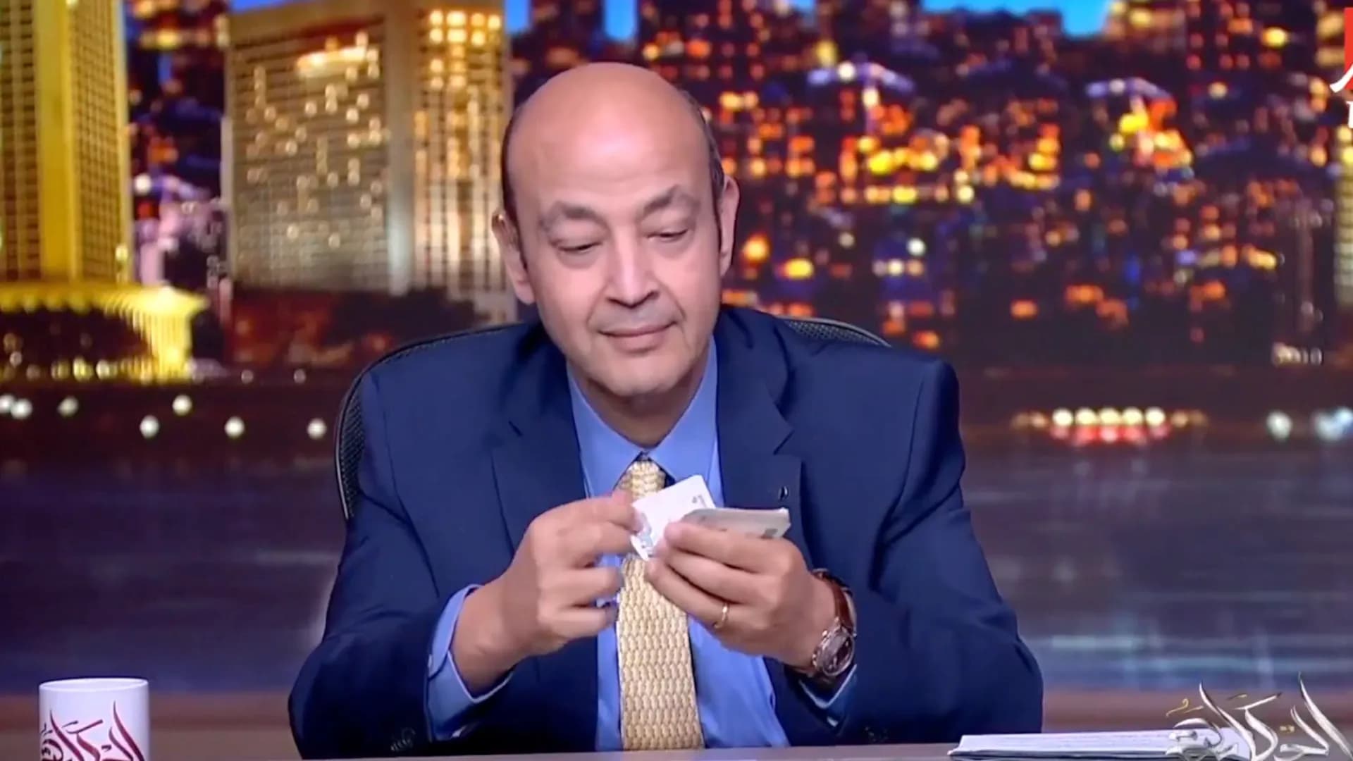 بعد الاعلان عن عودة باسم يوسف.. عمرو اديب يسأل: "هل يستطيع التحدث مثلما كان قبل 10 سنين؟"