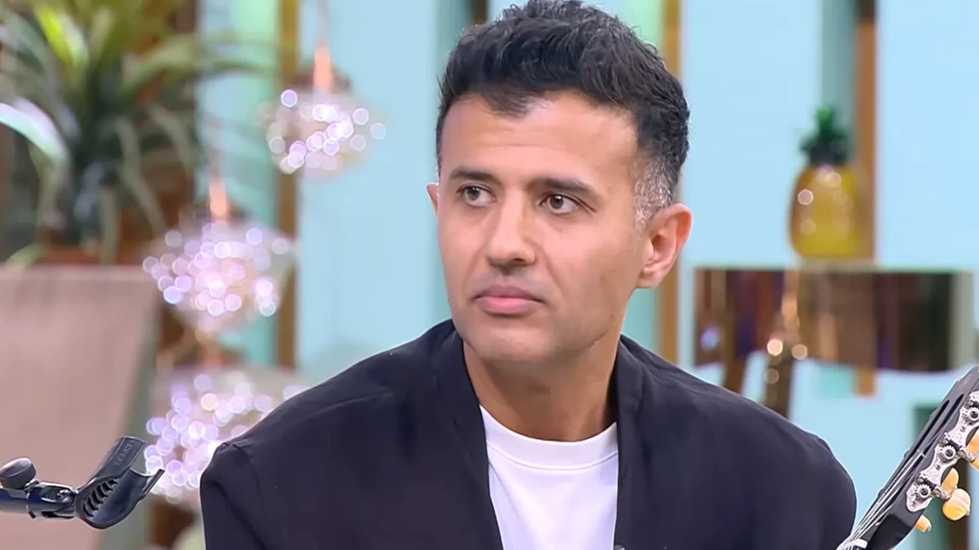 ما هو المرض المناعي النادر الذي كشف حمزة نمرة عن اصابة نجله به؟