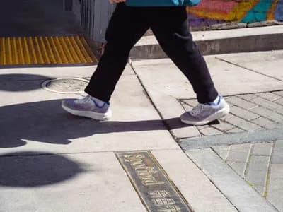 رياضة مشي التاي تشي: هل هي مفيدة حقًا؟