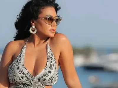 "انت بتصورني من تحت".. رانيا يوسف تثير الجدل من جديد